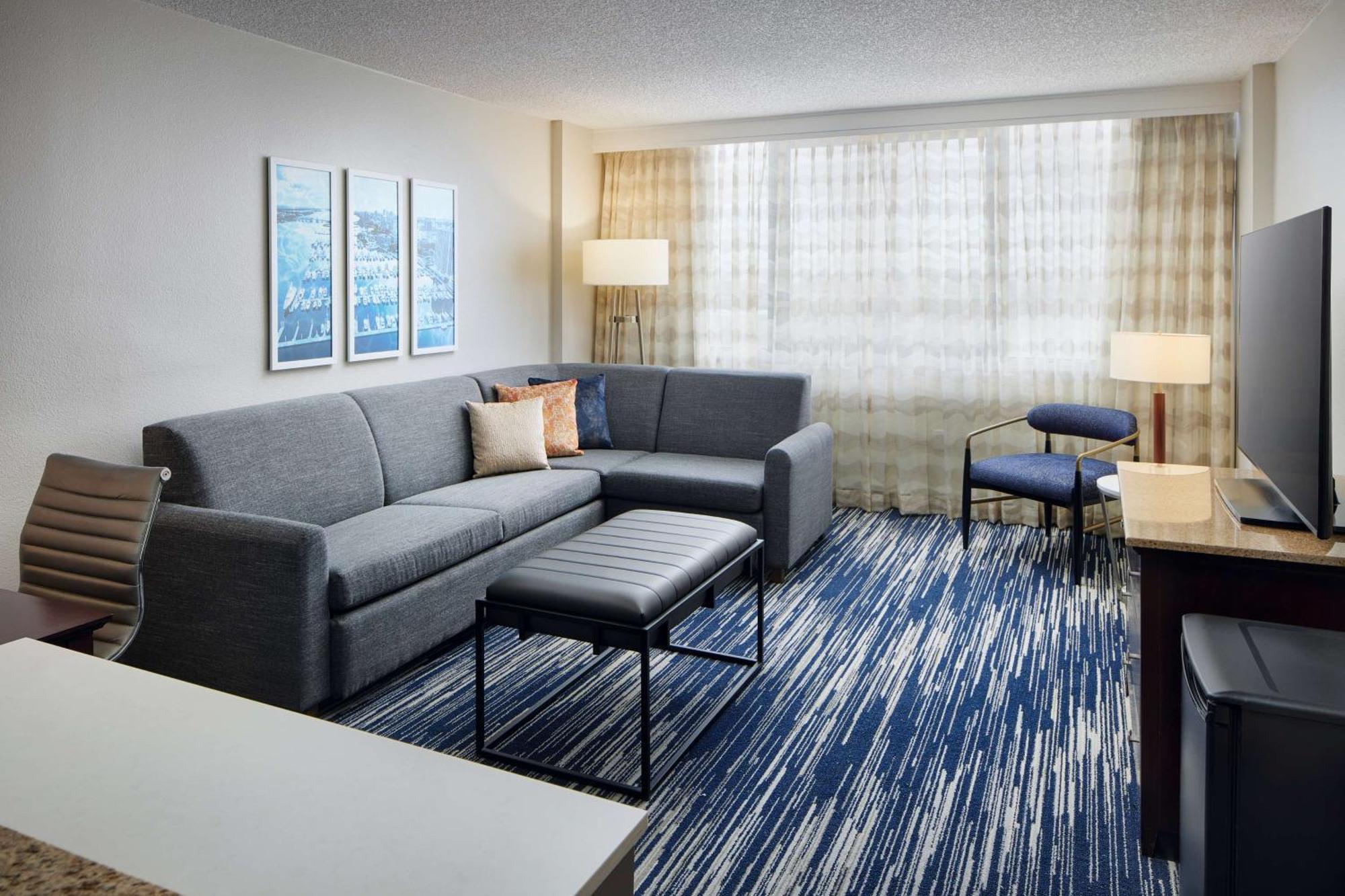 Embassy Suites By Hilton West Palm Beach Central Exterior photo