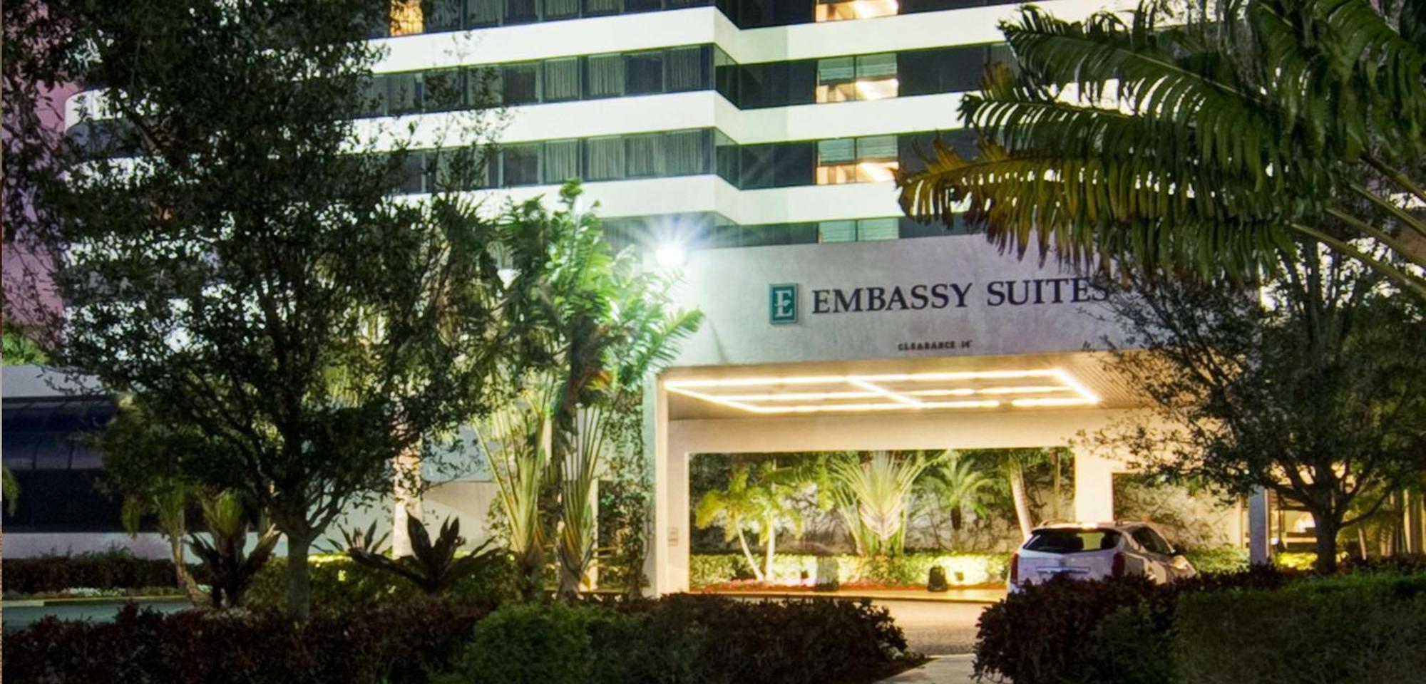 Embassy Suites By Hilton West Palm Beach Central Exterior photo
